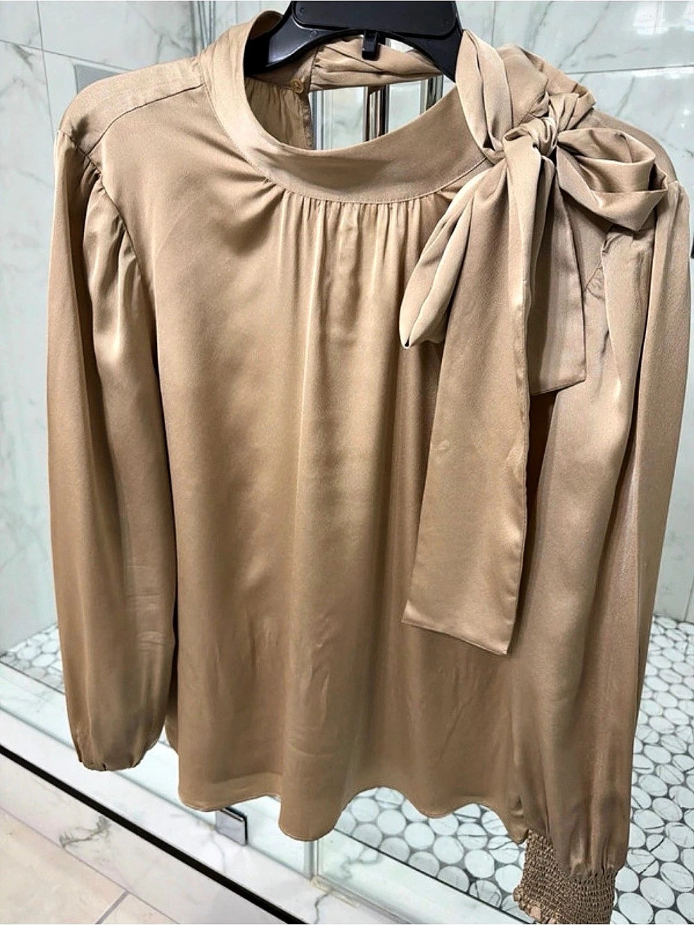 Bow Detail Long Sleeve Blouse in Brown Like New